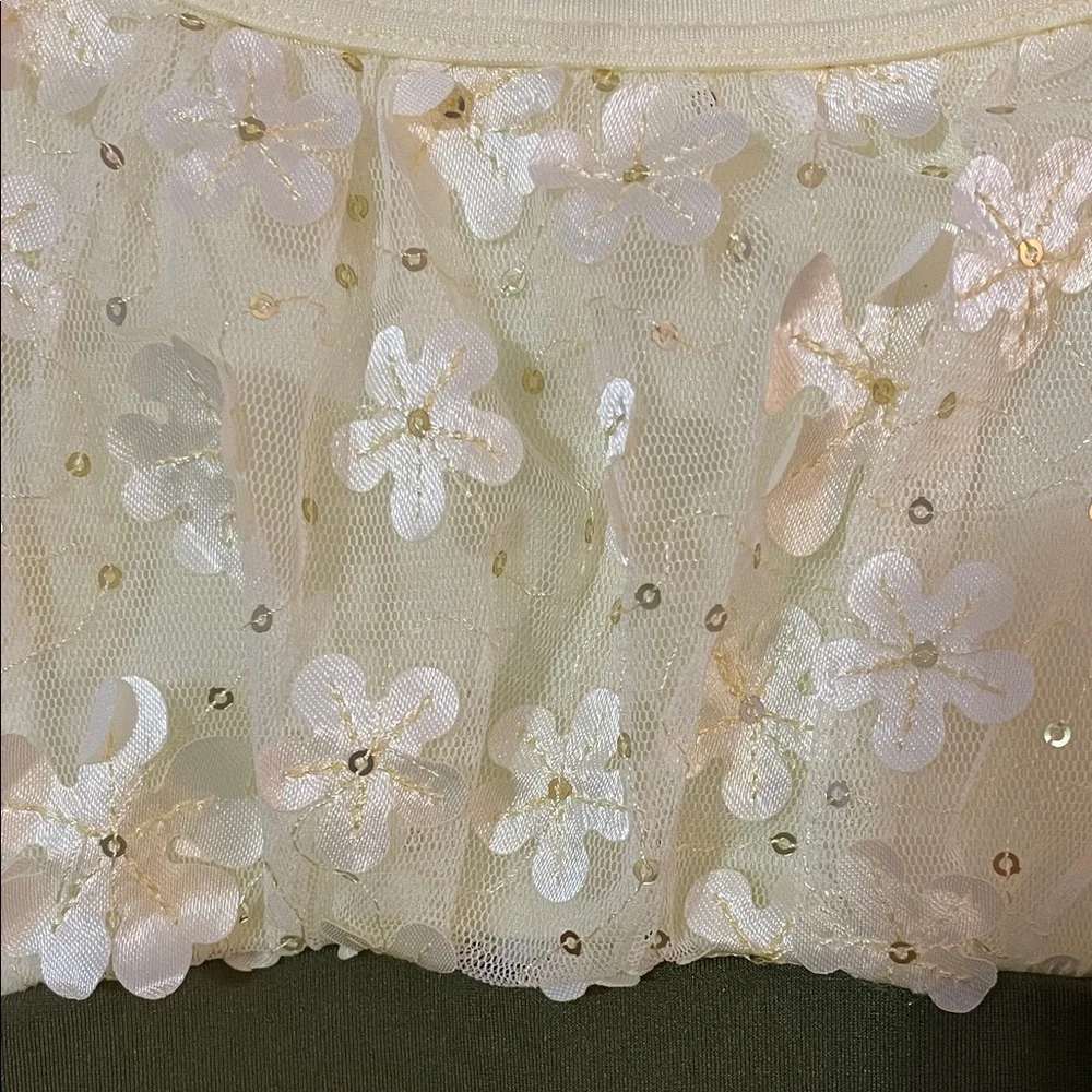 Curtain Call Dress -Ltyellow-cut out back-lace floral bodice-Tulle-Size Large